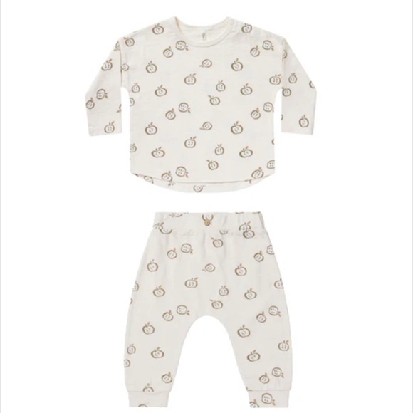 NWTS Rylee & Cru Apples all over, pants/long sleeve tee, size 12-18 months - Picture 7 of 8